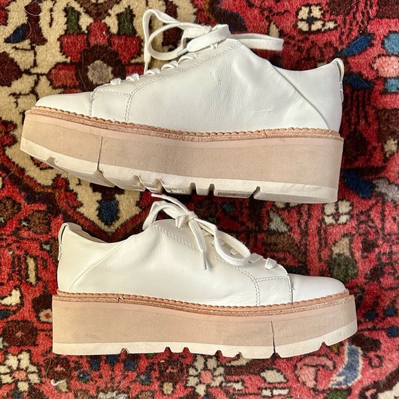 Women's Toyah by Dolce Vita Leather White Platform Sneakers - Picture 2 of 7